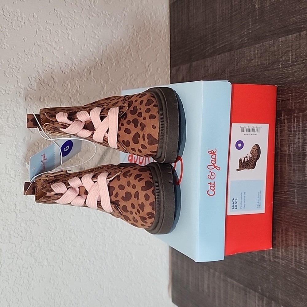 Toddlar leopard boots